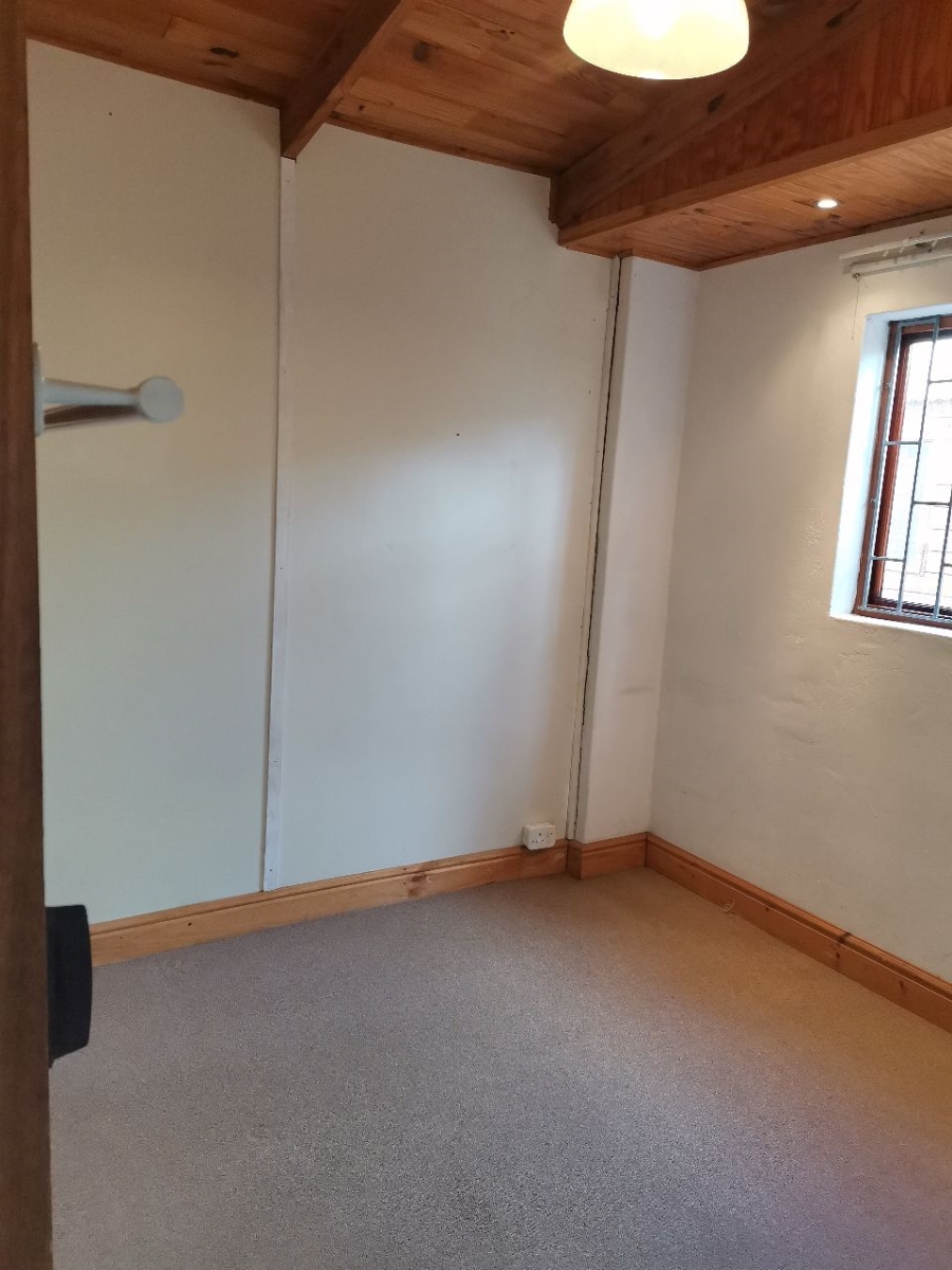 2 Bedroom Property for Sale in Parks Estate Western Cape